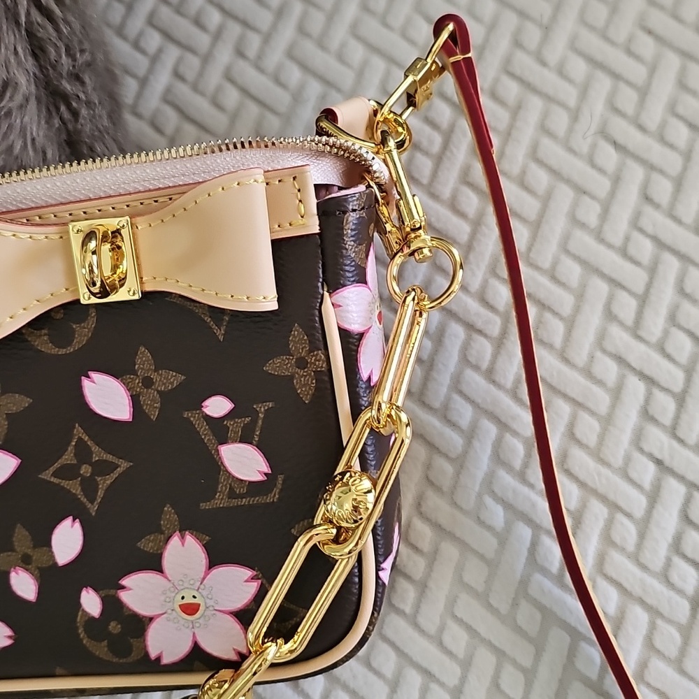 BEAUTIFUL X Takashi Murakami 2025 Cherry Blossom Pochette Accessoires - Picture 4 of 14
